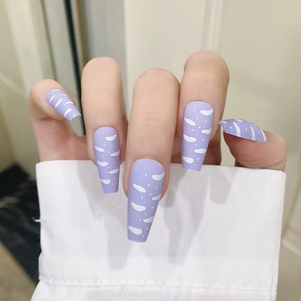 Hình mẫu nail đám mây màu tím nhẹ nhàng
