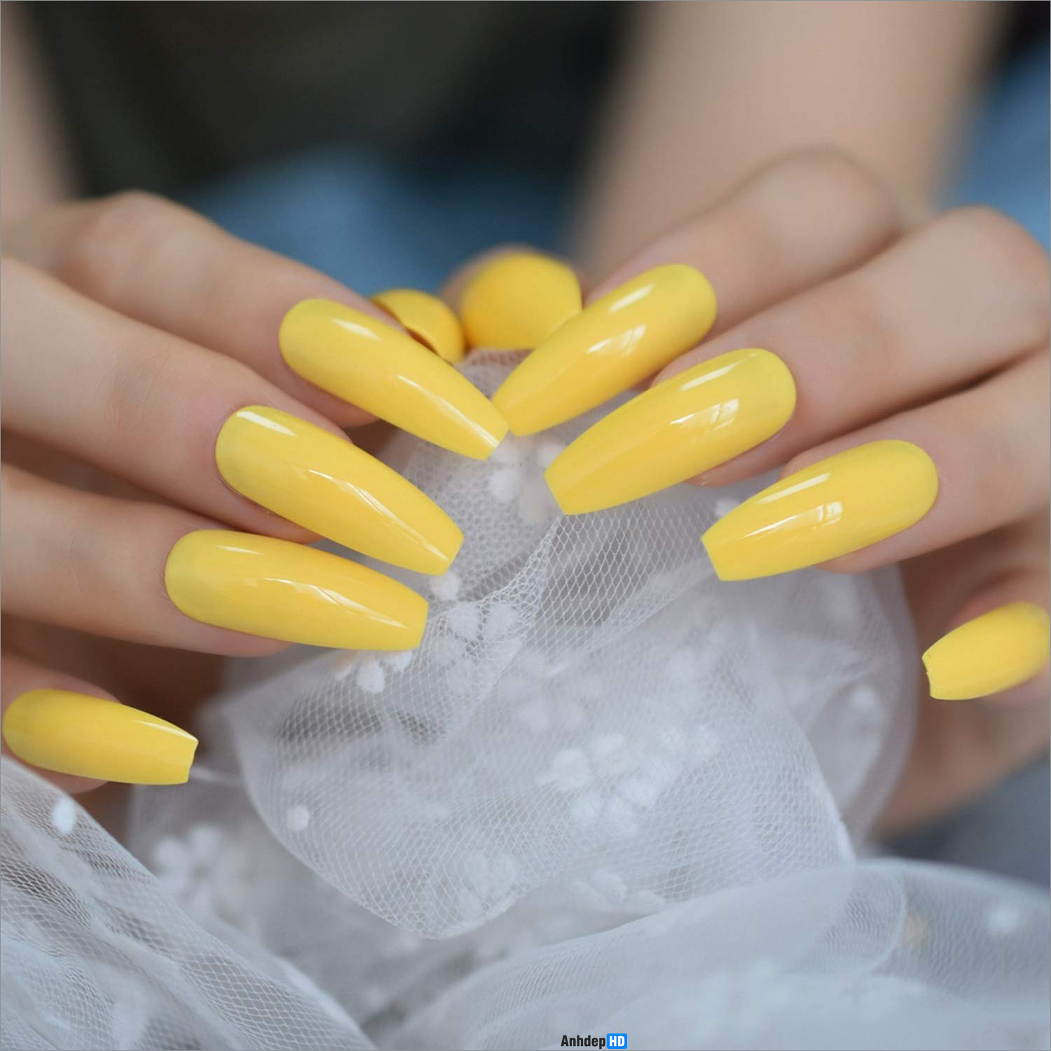 Mẫu Nail Màu Vàng Đẹp, Rực Rỡ, Sang Chảnh Hết Nấc