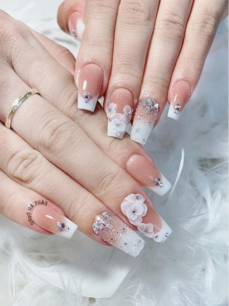 Mẫu sơn gel đẹp đính đá