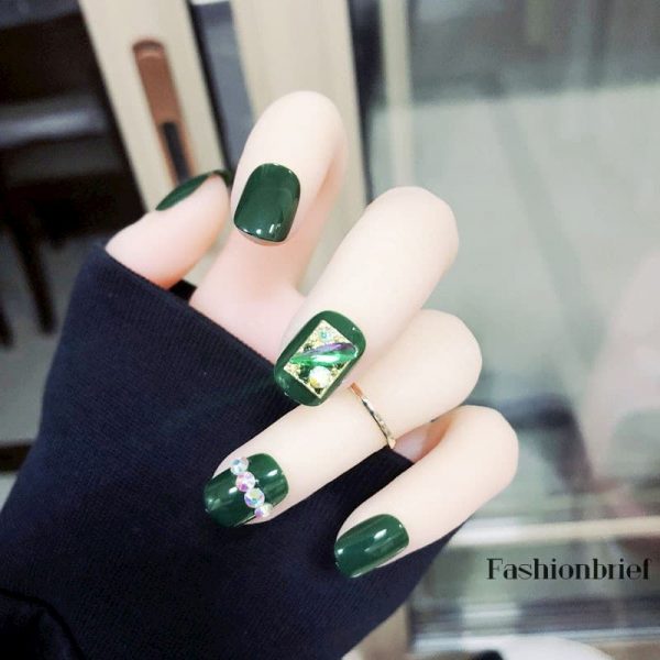 Mẫu sơn gel đẹp màu xanh
